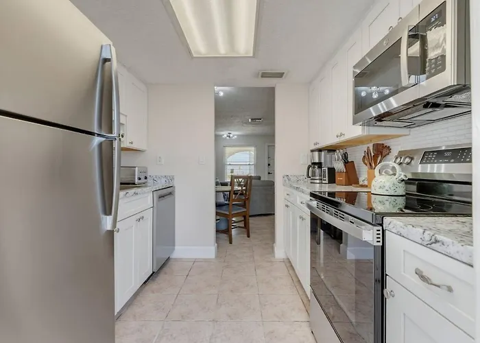 Saltwater-bubbles 2-indian Rocks * Clearwater Beach